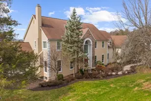 10 Blue Cliff Dr, Clinton Township, NJ 08833 - Photo 1