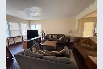 85 Laventhal Ave, Irvington, NJ 07111 - Photo 2