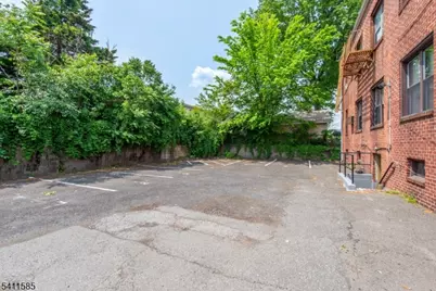 579-581 Belleville Ave #8, Belleville, NJ 07109 - Photo 14