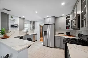 16 Hickory Rd, West Orange Township, NJ 07052 - Photo 2