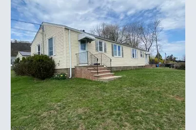 15 Claverack Rd, Clifton, NJ 07013 - Photo 2