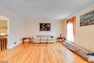 17 Pleasant Village Dr, Roxbury Township, NJ 07876 - Photo 6