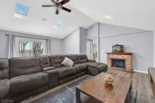 318 Daniel St, Rockaway Township, NJ 07801 - Photo 20