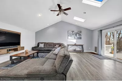 318 Daniel St, Rockaway Township, NJ 07801 - Photo 18