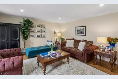 9 King Hill Ct, Morris Township, NJ 07960 - Photo 8