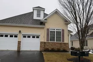 84 Patriots Way, Franklin Township, NJ 08873 - Photo 1