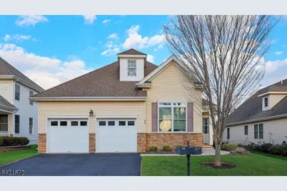 84 Patriots Way, Franklin Township, NJ 08873 - Photo 1