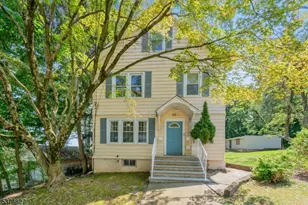 68 Macfarlan Ave, Hawthorne, NJ 07506 - Photo 1