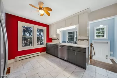 68 Macfarlan Ave, Hawthorne, NJ 07506 - Photo 10