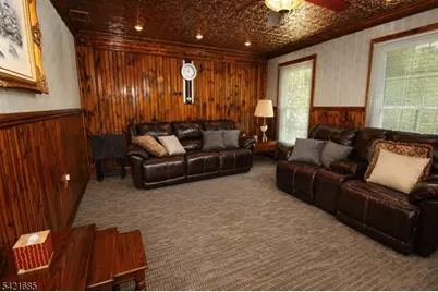 90 Emmans Rd, Roxbury Township, NJ 07852 - Photo 4