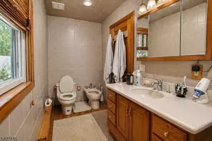 90 Emmans Rd, Roxbury Township, NJ 07852 - Photo 20