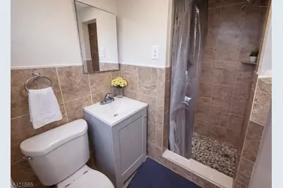 1019 Essex Ave, Linden, NJ 07036 - Photo 24