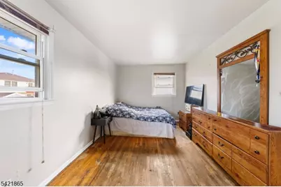 1019 Essex Ave, Linden, NJ 07036 - Photo 14