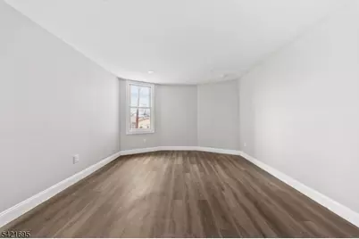 102 Grant St, Passaic, NJ 07055 - Photo 14