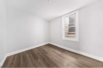 102 Grant St, Passaic, NJ 07055 - Photo 18