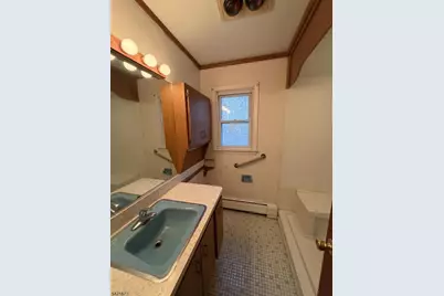 28 Carr St, Pompton Lakes, NJ 07442 - Photo 20