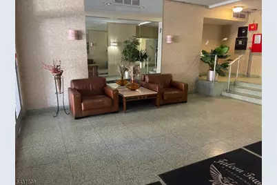 276 Prospect St, Unit #4F, East Orange, NJ 07017 - Photo 4