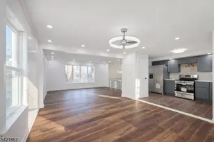 87 Merseles St, Jersey City, NJ 07302 - Photo 4