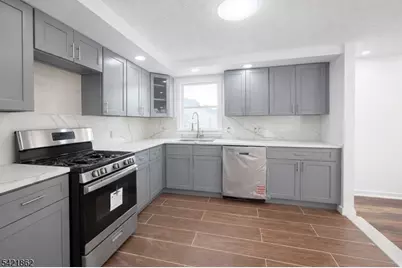 87 Merseles St #2, Jersey City, NJ 07302 - Photo 10