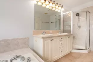 177 Brittany Ct, Clifton, NJ 07013 - Photo 14