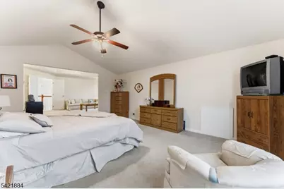 26 Rouser Way, Hillsborough Township, NJ 08844 - Photo 32