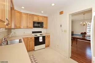 6 Manor Ave, Cranford Township, NJ 07016 - Photo 16