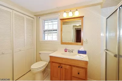 6 Manor Ave, Cranford Township, NJ 07016 - Photo 18