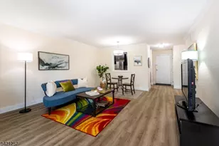 971 Bloomfield Ave, Glen Ridge Boro Twp., NJ 07028 - Photo 18