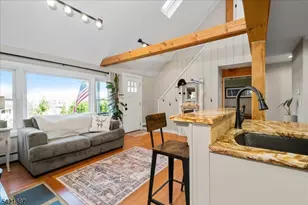 426 E Lakeshore Dr, Vernon, NJ 07422 - Photo 10