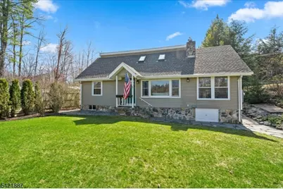 426 E Lake Shore Dr, Vernon, NJ 07422 - Photo 4