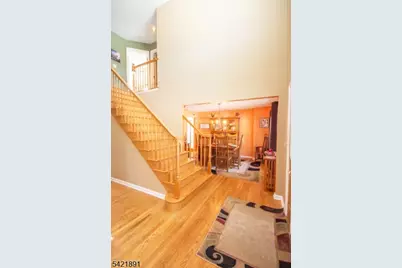 6 Meadow Lake Dr, Hardwick Township, NJ 07825 - Photo 2