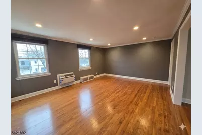 112 Darwin Ave #27, Rutherford, NJ 07070 - Photo 2