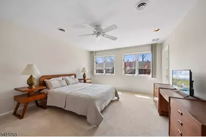 8 Village Green Ct, South Orange Village Twp., NJ 07079 - Photo 18