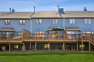 8 Village Green Ct, South Orange Village Twp., NJ 07079 - Photo 32