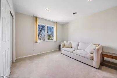 8 Village Green Ct, South Orange Village Twp., NJ 07079 - Photo 16