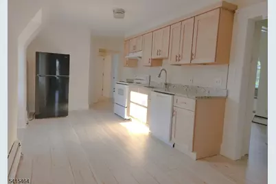 15 E Clay Ave, Roselle Park, NJ 07204 - Photo 2