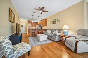 1403 Pointe Gate Dr, Livingston Twp., NJ 07039 - Photo 2