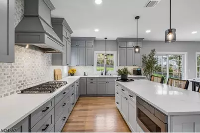 518 Cardinal Ln, Green Brook Township, NJ 08812 - Photo 14