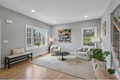 518 Cardinal Ln, Green Brook Township, NJ 08812 - Photo 6