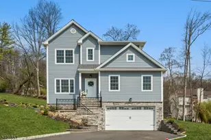 518-520 Cardinal Ln, Green Brook Township, NJ 08812 - Photo 4