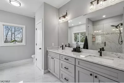 518 Cardinal Ln, Green Brook Township, NJ 08812 - Photo 32