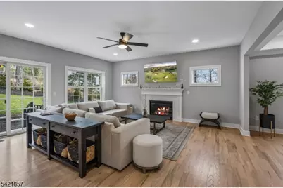 518-520 Cardinal Ln, Green Brook Township, NJ 08812 - Photo 16