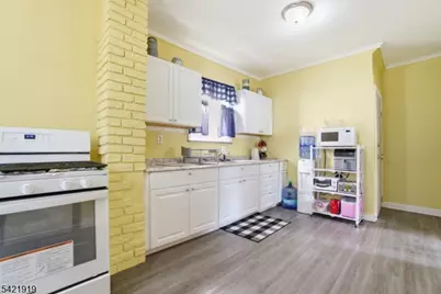 139 Melrose Ave, Irvington, NJ 07111 - Photo 12