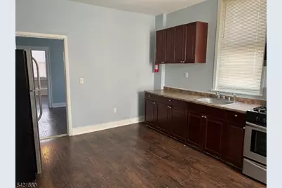 150 Stuyvesant Ave #1L, Newark, NJ 07106 - Photo 2