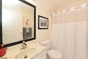 20 Parkside Ct, Wayne, NJ 07470 - Photo 12