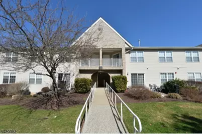 20 Parkside Ct, Wayne, NJ 07470 - Photo 1