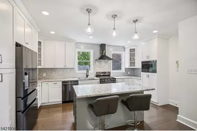 195 Harrison Ave, Montclair, NJ 07042 - Photo 8