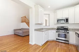 1306 Fir Ct, Franklin Township, NJ 08873 - Photo 8