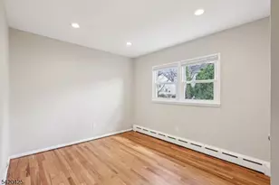 42 Nomahegan Ct, Cranford Township, NJ 07016 - Photo 16