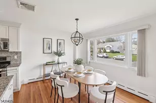 42 Nomahegan Ct, Cranford Township, NJ 07016 - Photo 8